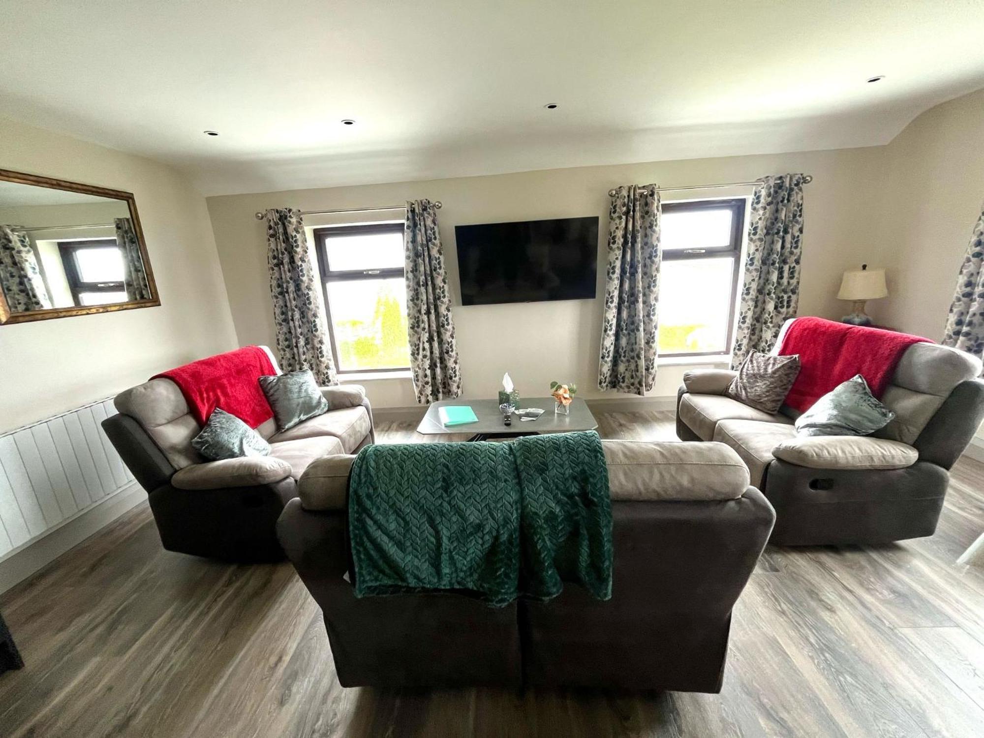 Tigh Fitz Apartments - Inis Mor, Aran Island Ngoại thất bức ảnh