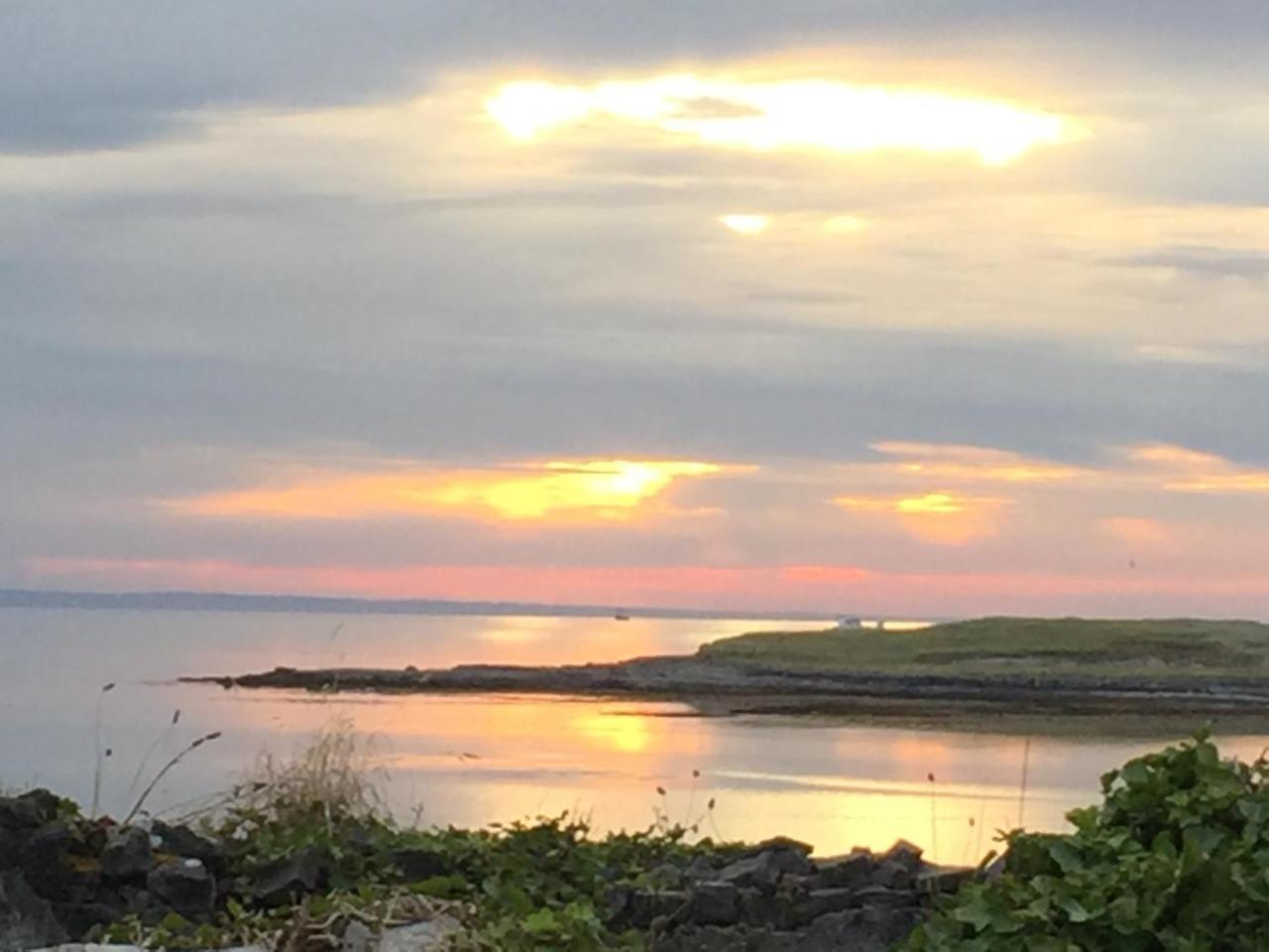 Tigh Fitz Apartments - Inis Mor, Aran Island Ngoại thất bức ảnh